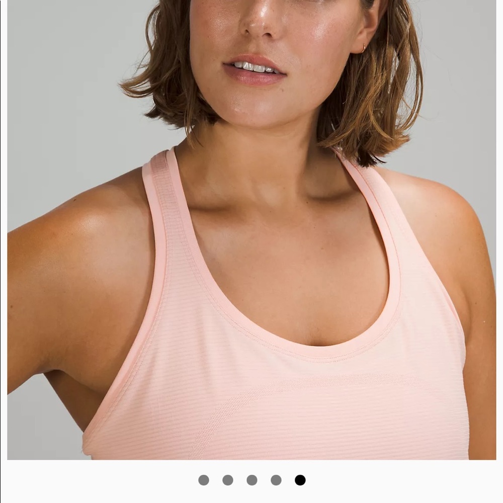 NWT Swiftly Tech Racerback Tank 2.0 
Race Length